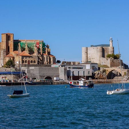 카스트로우르디알레스 Sea Views In The Heart Of The Old Town 아파트 외부 사진