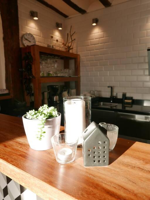 카스트로우르디알레스 Sea Views In The Heart Of The Old Town 아파트 외부 사진